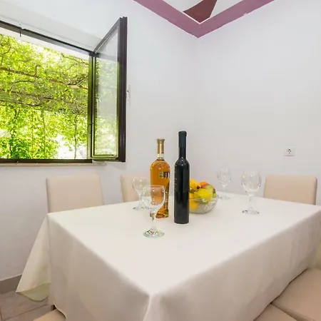Jelka Apartment